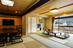 半露天付きスイート「川波・川霧」