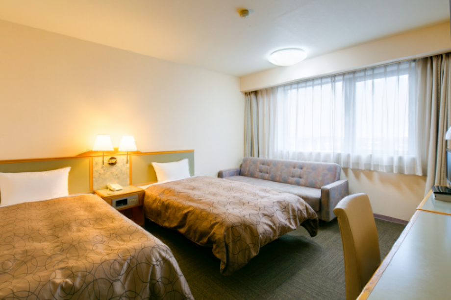 7階ツインルームはすべて南側向きになりますので、栃木市内を一望できます。晴れていれば筑波山も！！