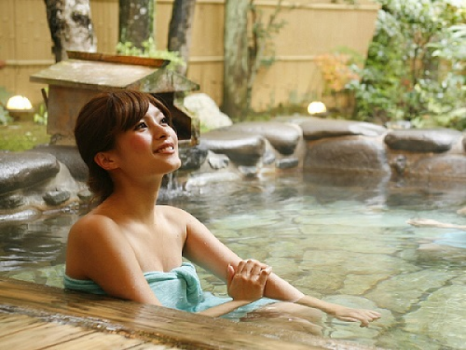1度入るだけでお肌のハリツヤアップを実感できる美肌温泉です。