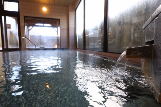 【ねえねの湯（女性大浴場）】やわらかい肌触りのお湯です。