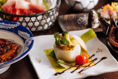 【月替わり懐石コース】一例。見ても楽しいお料理が並びます