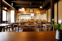 ダイニング「GOKAN」お食事はこちらでお召し上がりください。