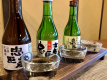【地酒飲み比べセット】
●「忠臣蔵 山廃本醸造」(赤穂 奥藤酒造)
　すっきりしていていやみがなく、柔らかく奥行きのある端麗な味わいです
●「忠臣蔵 生」(赤穂 奥藤酒造)
　搾りたてのまま出荷され、生酒の特徴であるふくよかな甘さが口中にひろがります
●「奥播磨 純米酒」(姫路 下村酒造)
　しっかりとした米の旨味と心地よい余韻を感じるやや辛口の純米酒です