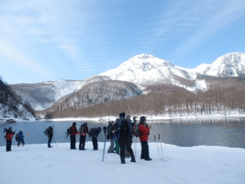 The place where god descended: Kamikochi winter secret walking tour