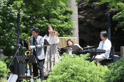 【庭園ジャズライブ 2026・日帰り】ジャズの生演奏と温泉を堪能♪日帰りプラン