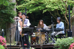 【庭園ジャズライブ 2025・日帰り】ジャズの生演奏と温泉を堪能♪日帰りプラン
