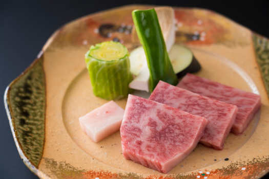 佐賀牛の陶板焼き／一例
