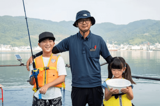 *【敷地内アクティビティ】専用桟橋で釣り体験！釣りおじさんからレクチャー！（有料）