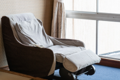 *【部屋】トイレ付の二間20畳はマッサージチェアもございます