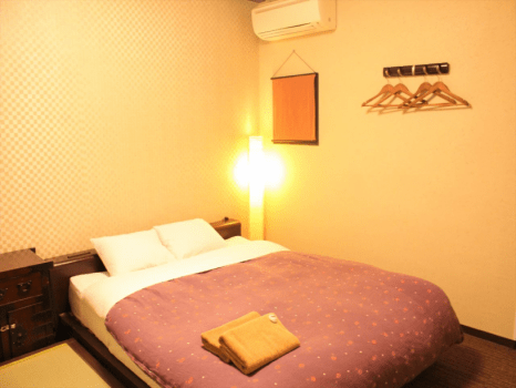 Double Room with Private Bathroom [No view]