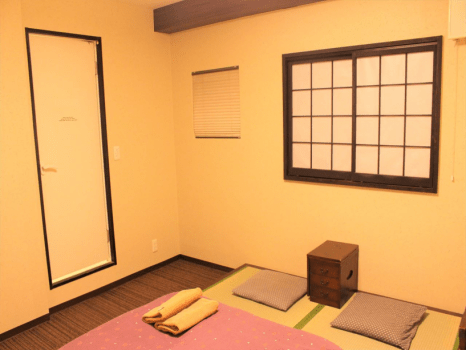 Double Room with Private Bathroom [No view]