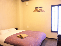 ダブルルーム（シャワー付き）