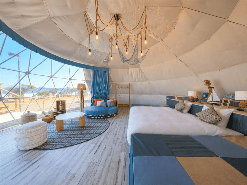 GRAX terrace／海に面したグランピングサイト。プライベート感ある快適な滞在を楽しめます。