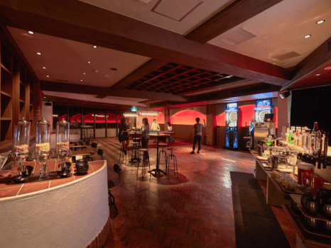 FISHERMAN'S LOUNGE