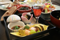 官方网站 海景 每月更换菜单的旬鲜高级日式料理套餐