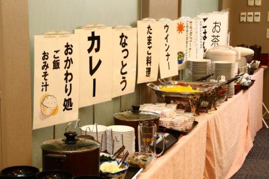 朝食　「セルフサービスコーナー」も充実