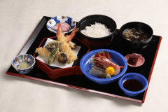 ＜昼食＞『お刺身・天ぷら御膳』