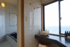 ツインルームのバスルーム（※コーナーツイン）