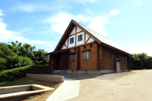 ウェルネスパーク五色 丘の上 ログハウス プランを選ぶ