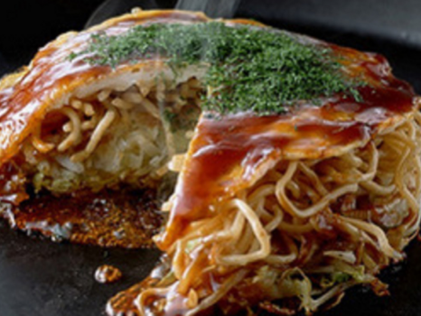 広島名物お好み焼き