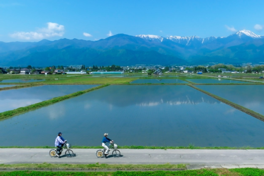 【安曇野サイクルロゲイニングに参加しよう！電動レンタサイクル事前予約＆1日利用料金最安値】1泊2食付フレンチディナー