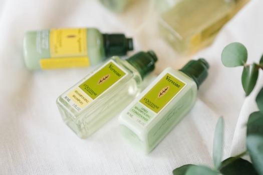 南フランスの自然と伝統を届けるコスメブランド L'OCCITANE(ロクシタン)アメニティ 南フランスの自然と伝統を届けるコスメブランド L'OCCITANE(ロクシタン)アメニティ