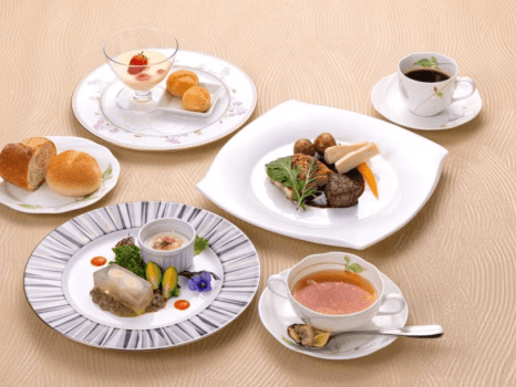 カジュアルフレンチ　※イメージ写真