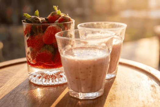 【3/28～4/6朝食限定】フレッシュいちごの春色スムージーと奏でる朝のひととき。朝食フェア開催（1泊朝食付）