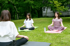 対象日限定【森の朝ヨガでリラックス体験】　※宿泊・日帰りプランではありません。