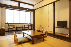 本館・山側・和室（６畳）客室例①