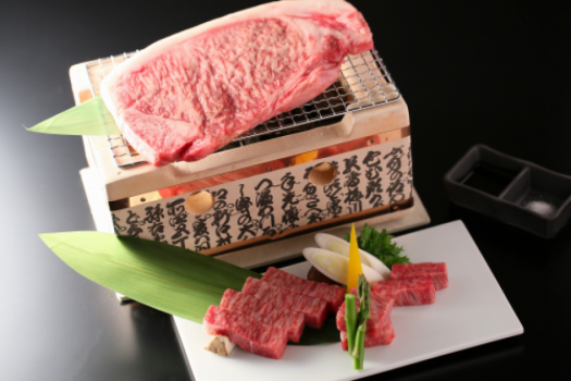 ■特選料理コース一例　信州プレミアム牛は陶板焼きで