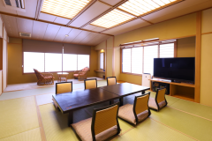 バリアフリー半露天風呂付き特別室 411号室　主室の様子