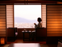 【禁煙】眺望室からの景色を楽しみながらほっと一息。