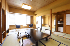 【Japanese-style Room】10 tatami + 6 tatami／Non-smoking