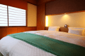 【モダン和風ダブル】特注ベッドと寛ぎの空間　禁煙1～2名