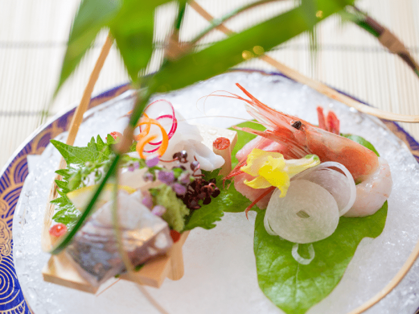 御造り一例：芽の輪くぐり