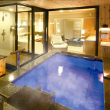 お好きな時間にたっぷりと。あなただけの露天風呂が付いた客室でのんびりお過ごしください