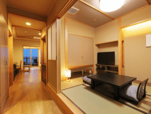 ユニバーサルルーム和洋室の和室部分