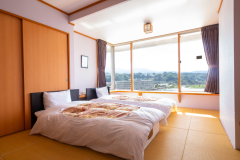 ひなこファミリー
ファミリータイプの客室。 お子様連れでも快適にご利用いただけます。 2つのタイプがございます。