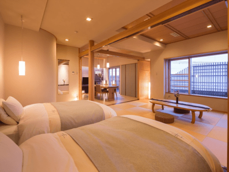■君松202■【バリアフリースイート】ベッドルームと和室がある最大６名様まで宿泊可能です。