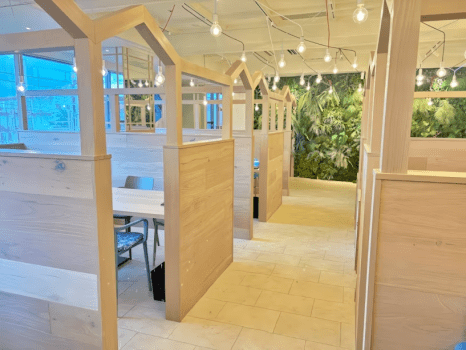 キッズスペース付の食事会場「千歳」