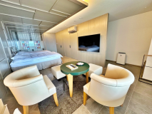 【415】近藤康夫氏が竹久夢二をイメージして設計した4階にあるお洒落なデザイナーズ客室 【415】近藤康夫氏が竹久夢二をイメージして設計した4階にあるお洒落なデザイナーズ客室