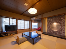 【413】2024年4月に和室10畳の一部をリニューアルした4階のお部屋です。 【413】2024年4月に和室10畳の一部をリニューアルした4階のお部屋です。