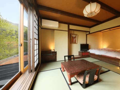 [Wamodan]Valley-view Japanese modern-style Room(10 tatami), with semi-open-air hot spring bath（Non smoking）