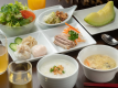 【中華朝食】スープの旨味がしみたおかゆと点心は絶品♪