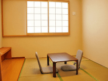 【和室】畳でゆったり、ファミリーにオススメです。