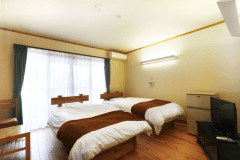 百年杉館ツイン洋室E