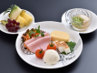 お子様朝食プレート一例