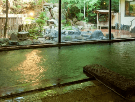 【半個室お食事処でかにと牛を堪能♪】ずわい蟹姿茹で＆牛肉料理！当館人気ＮＯ１の新かにグルメ会席！