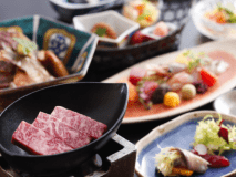 ～『自在上撰』会席～メインの一品をお選び頂くコース。和牛ステーキをチョイスした場合のイメージ